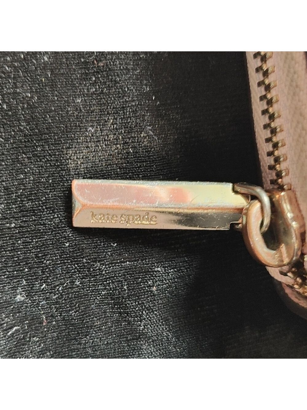 KATE SPADE Baby Pink Pebbled Leather Zippered Wallet - Picture 4 of 12